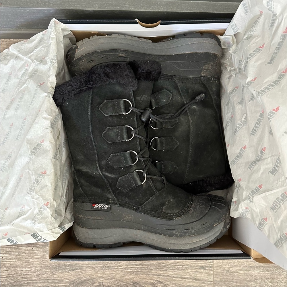 Baffin Chloe women’s boots Sz 10